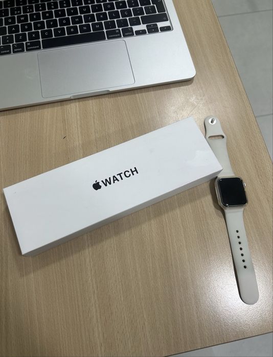 Apple Watch SE 40 mm – Como Novo (6 meses de uso), Garantia Até 2027