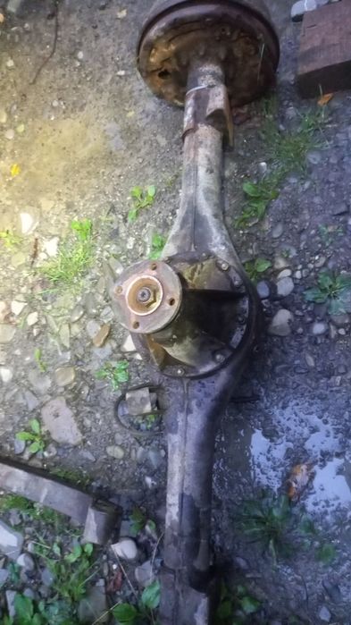 Задній міст Nissan patrol