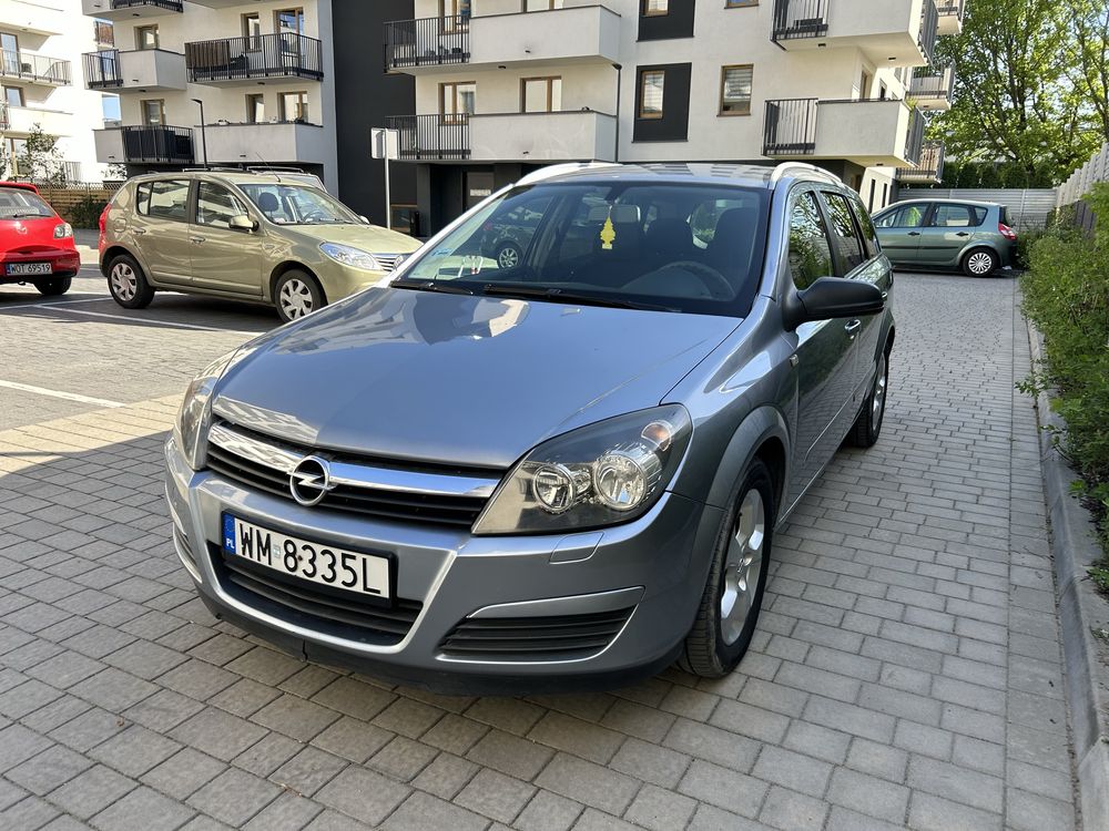 Opel astra H *lpg* b. Dobry stan*