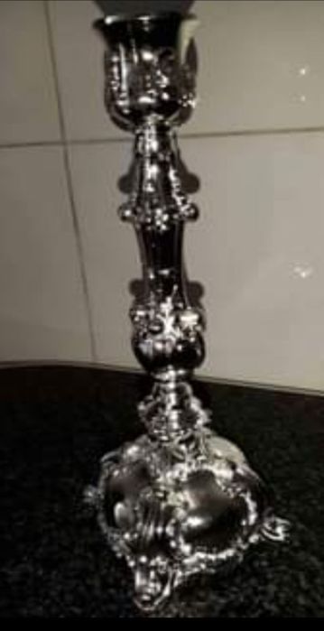 Castiçal Vintage prateado pequeno 17 cms novo em estado impecável