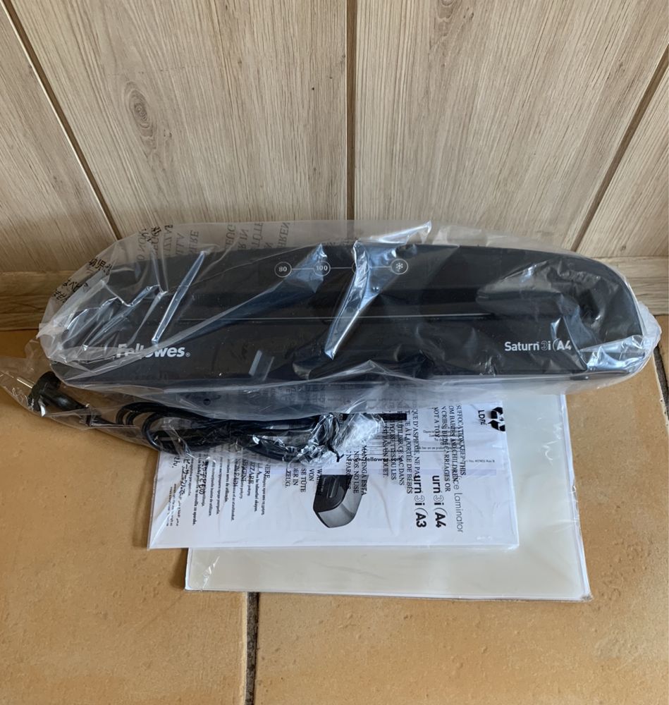 Nowy Laminator Saturn 3i A4 Fellowes