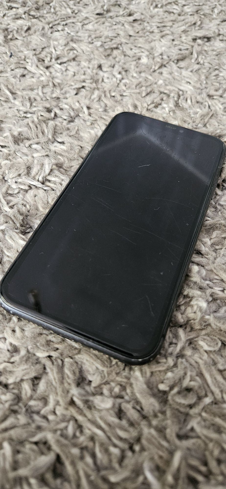 IPhone 11 w pełni sprawny
