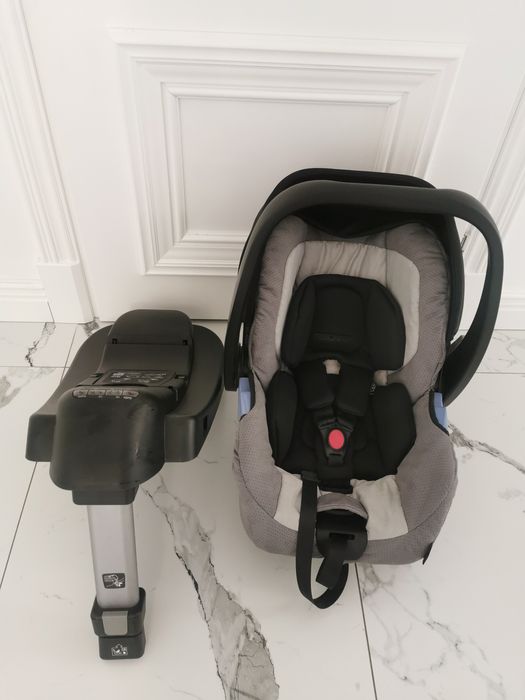 Fotelik samochodowy Recaro Privia z bazą ISOFIX – NOWY