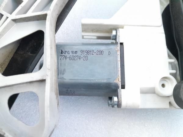 Elevador vidros trás esquerdo AUDI A4 Avant (8K5, B8)