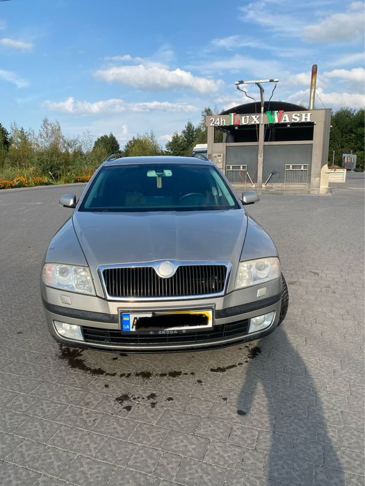 Продам автомобіль Skoda Oktavia 2007