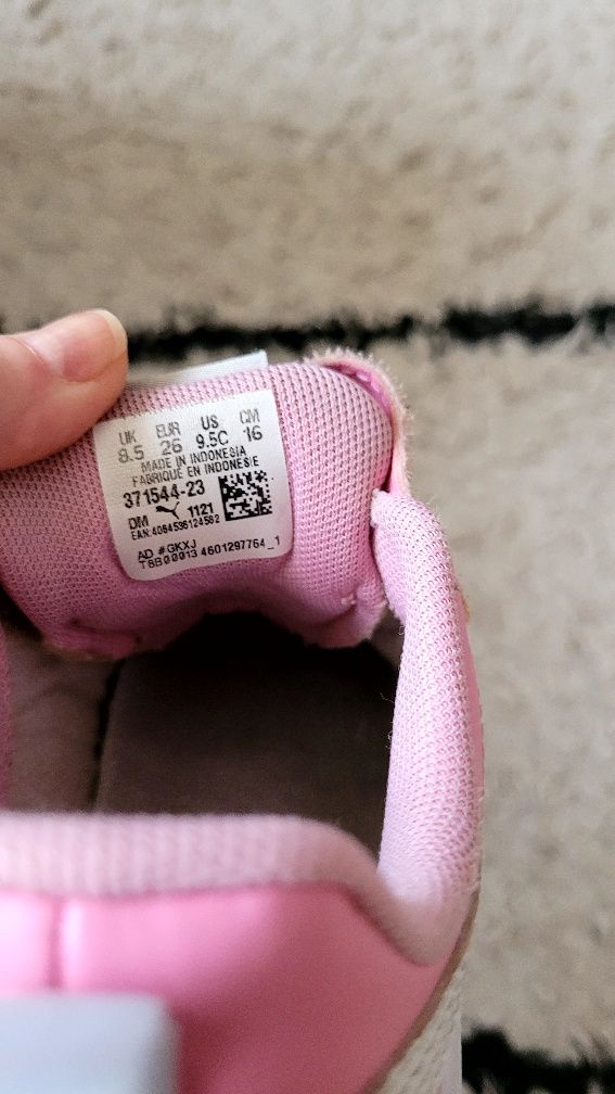 Кросівки для дівчинки Puma 26р