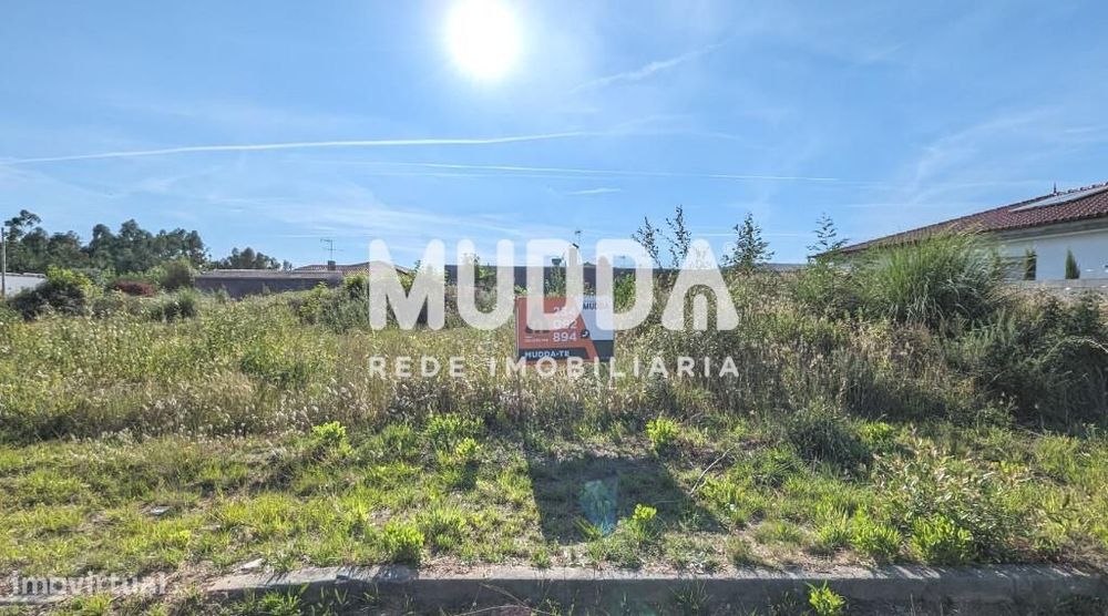 Lote de Terreno com área total de 540 m2