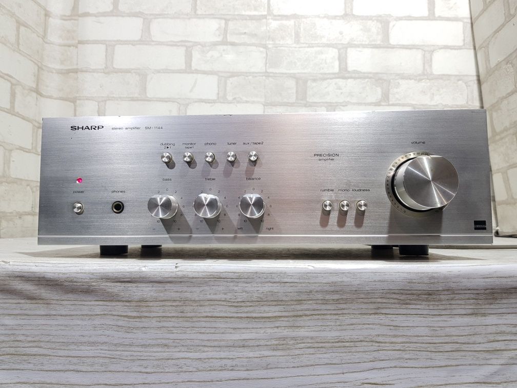 Hi-Fi Стерео підсилювач SHARP SM-1144H, *2x40 Вт, б/у  з Німеччини
