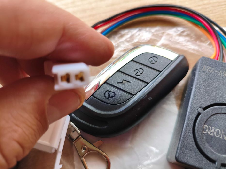 Сигнализация электровелосипед электросамокат а с 2 брелками