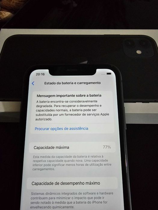 Iphone 11 128Gb.  77% Bateria.  Muito bom.