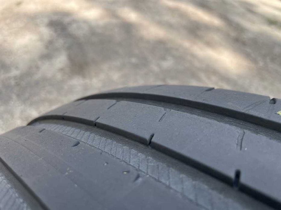 GoodYear Eagle F1 245/45R18 100Y шини бу літо 2 штуки