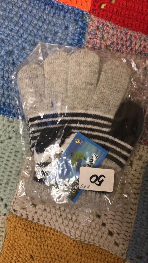 Дитячі нові рукавиці