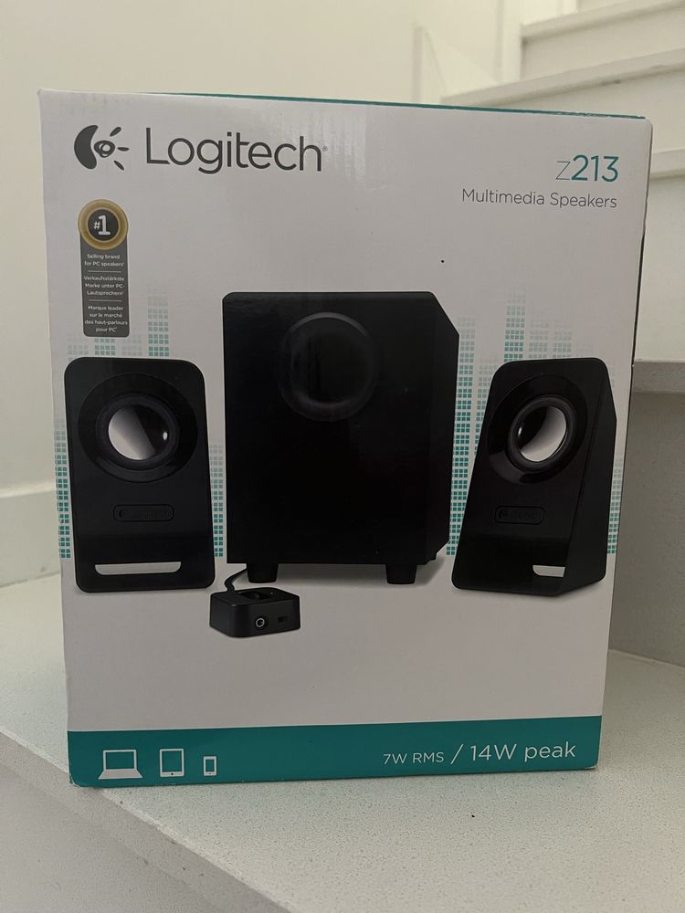 Colunas Logitech Z213