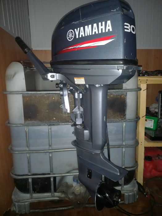 Продам лодочный мотор Ямаха 30