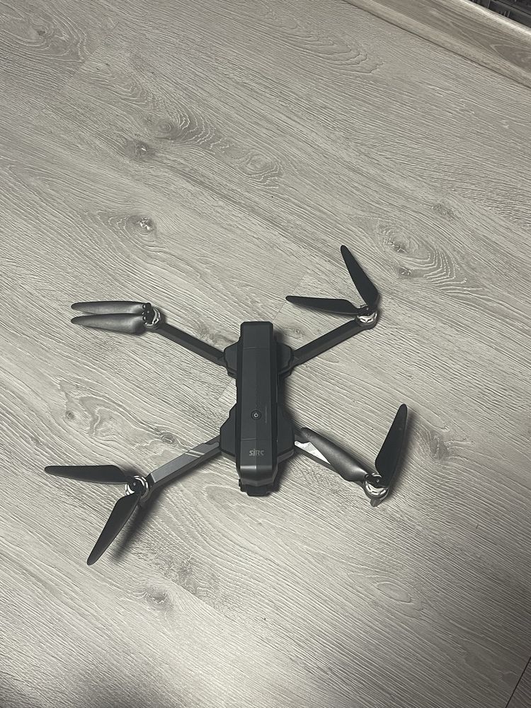 Продам новий дрон(квадрокоптер)  SJRC F11 4K PRO