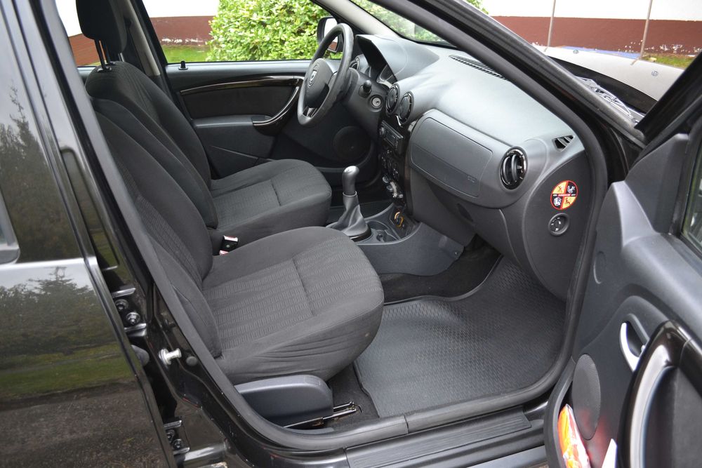 Duster 2010 1.6+LPG 2035 Klima Czarny Zadbany Bardzo ładne auto