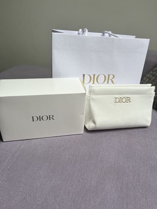 Kosmetyczka Dior aksamitna