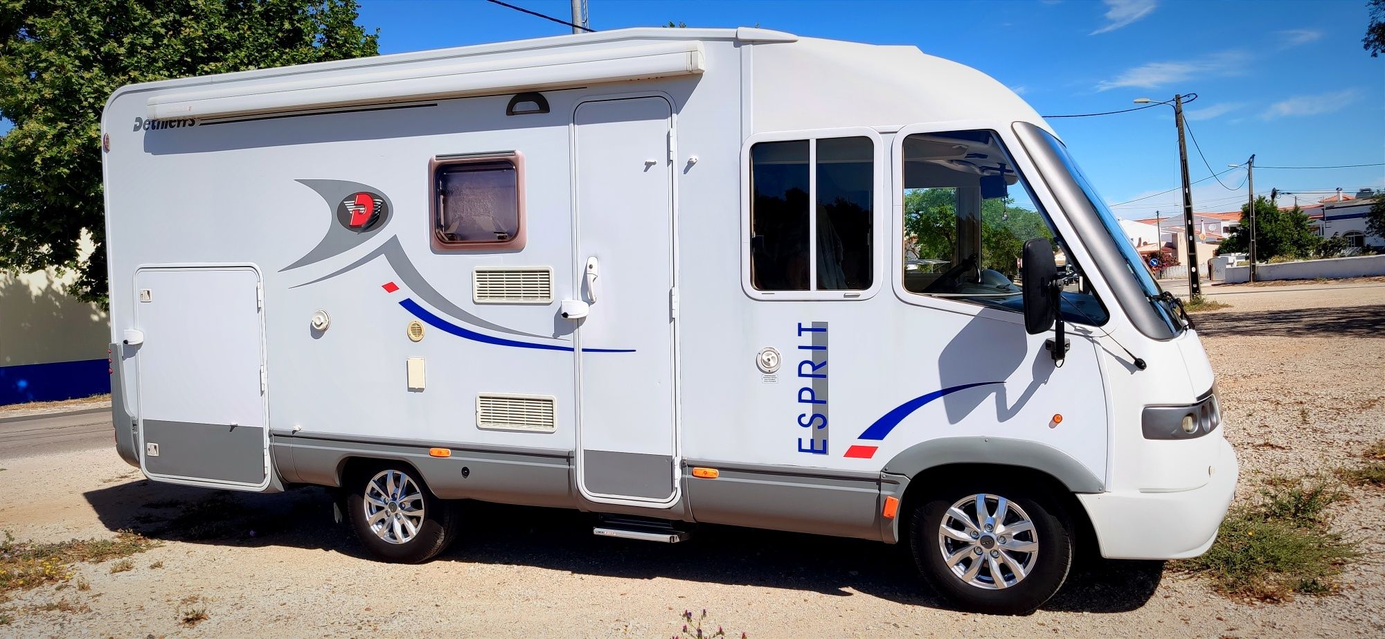 Autocaravana Dethleffs 6 lugares