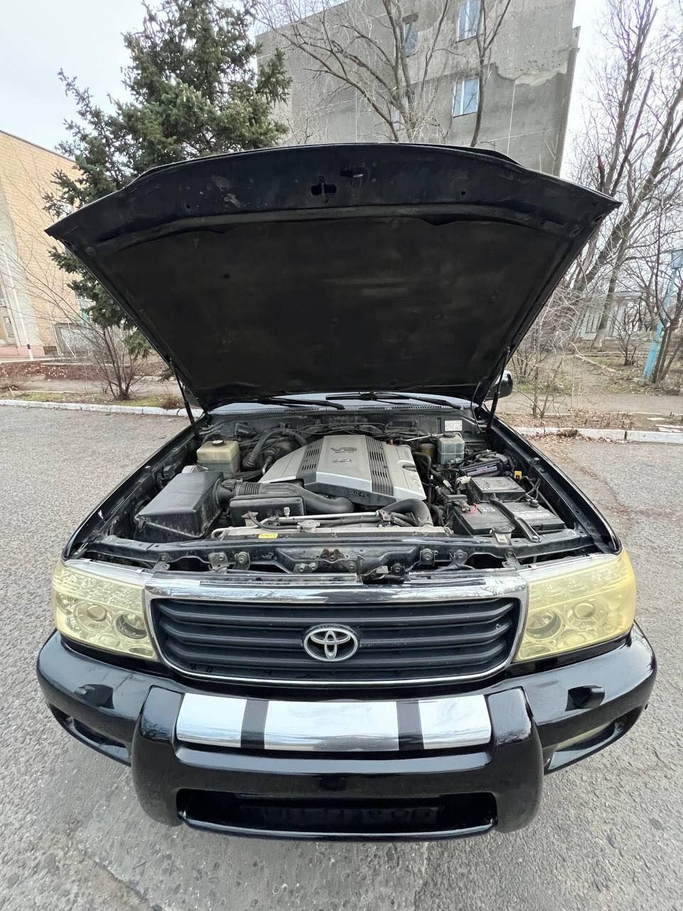 TOYOTA-Land Cruiser