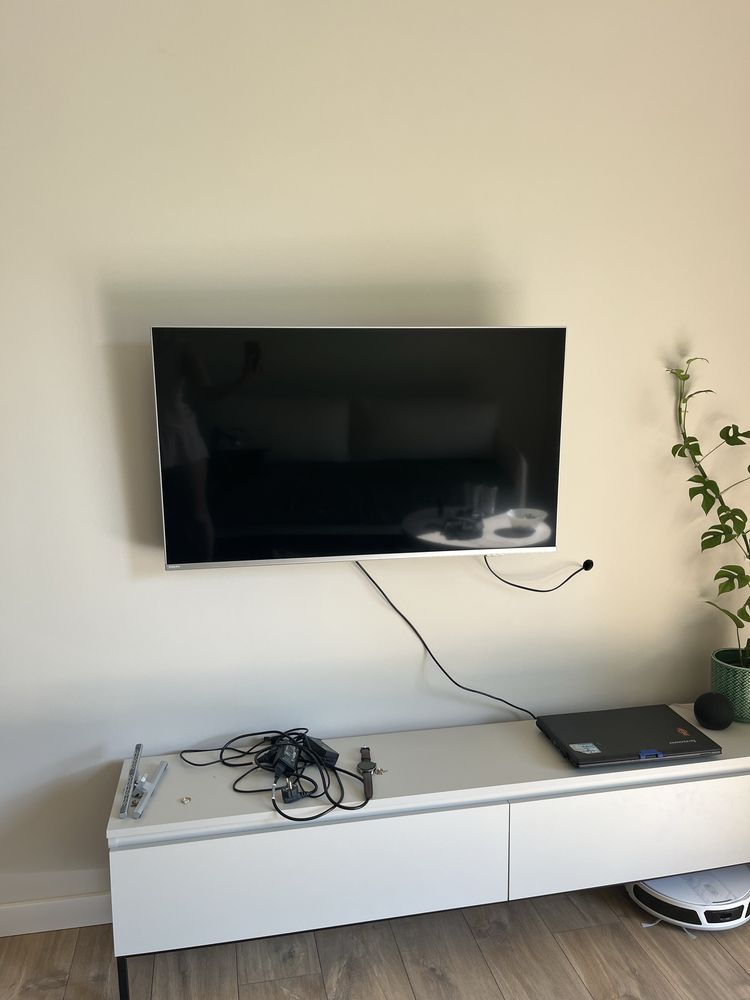 Telewizor Philips 43 cale ultra HD 4K ambilight android TV