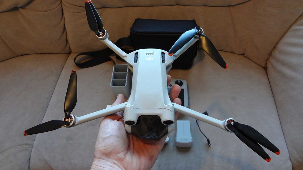 Продам Дрон DJI Mini 3 Pro