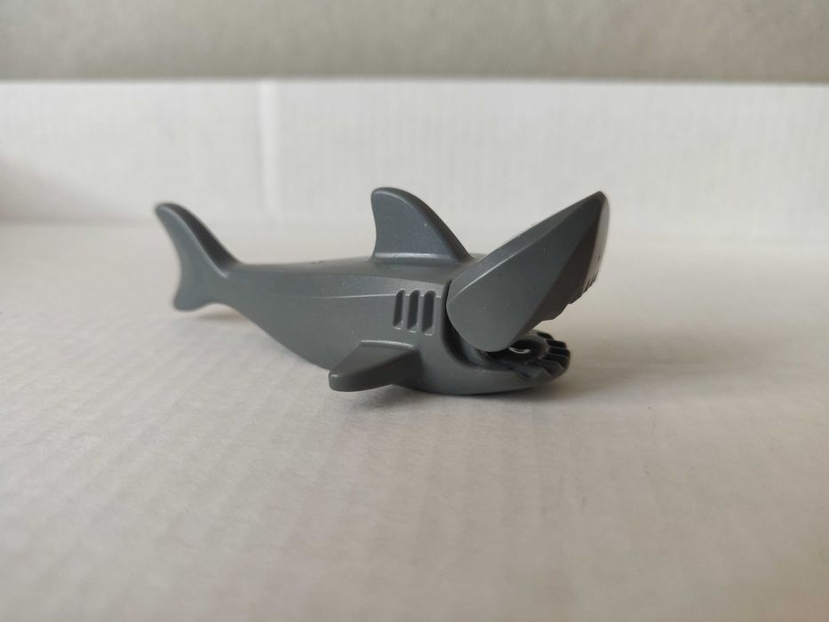 Акула серая большая для Лего Lego Вода Shark на скейте, 7 см.