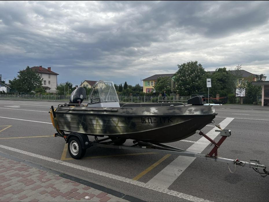 Продам лодку южанка 2