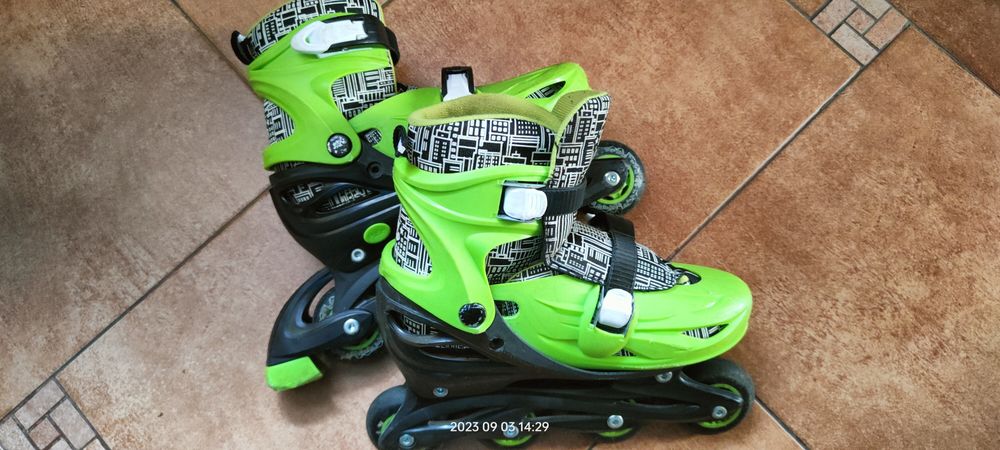 Łyżworolki regulowane Playground,rolki 34-37