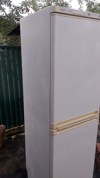 Продам холодильник.