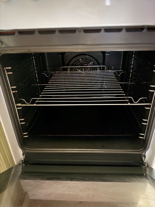 Продається електроплита б/у