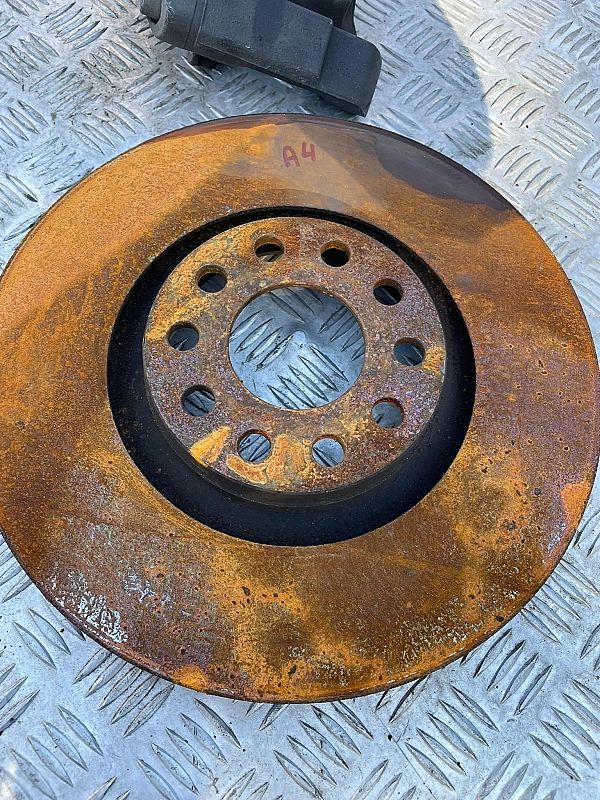 Zaciski Tarcze Klocki Komplet Audi A4 B7/3.0 Tdi