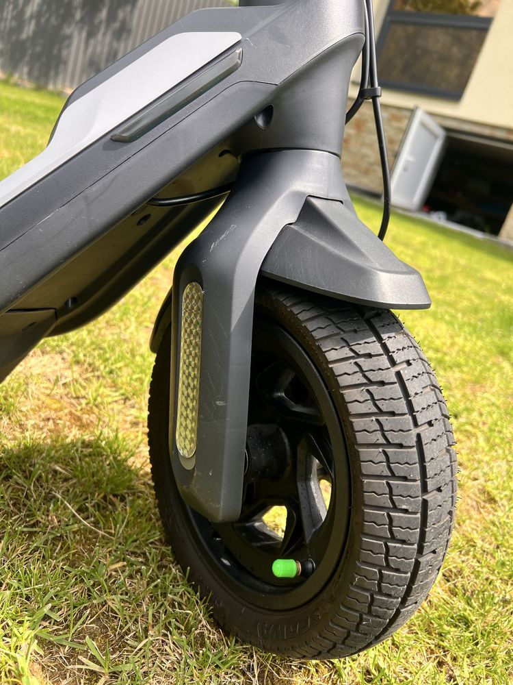 Електросамокат Segway Ninebot p65E