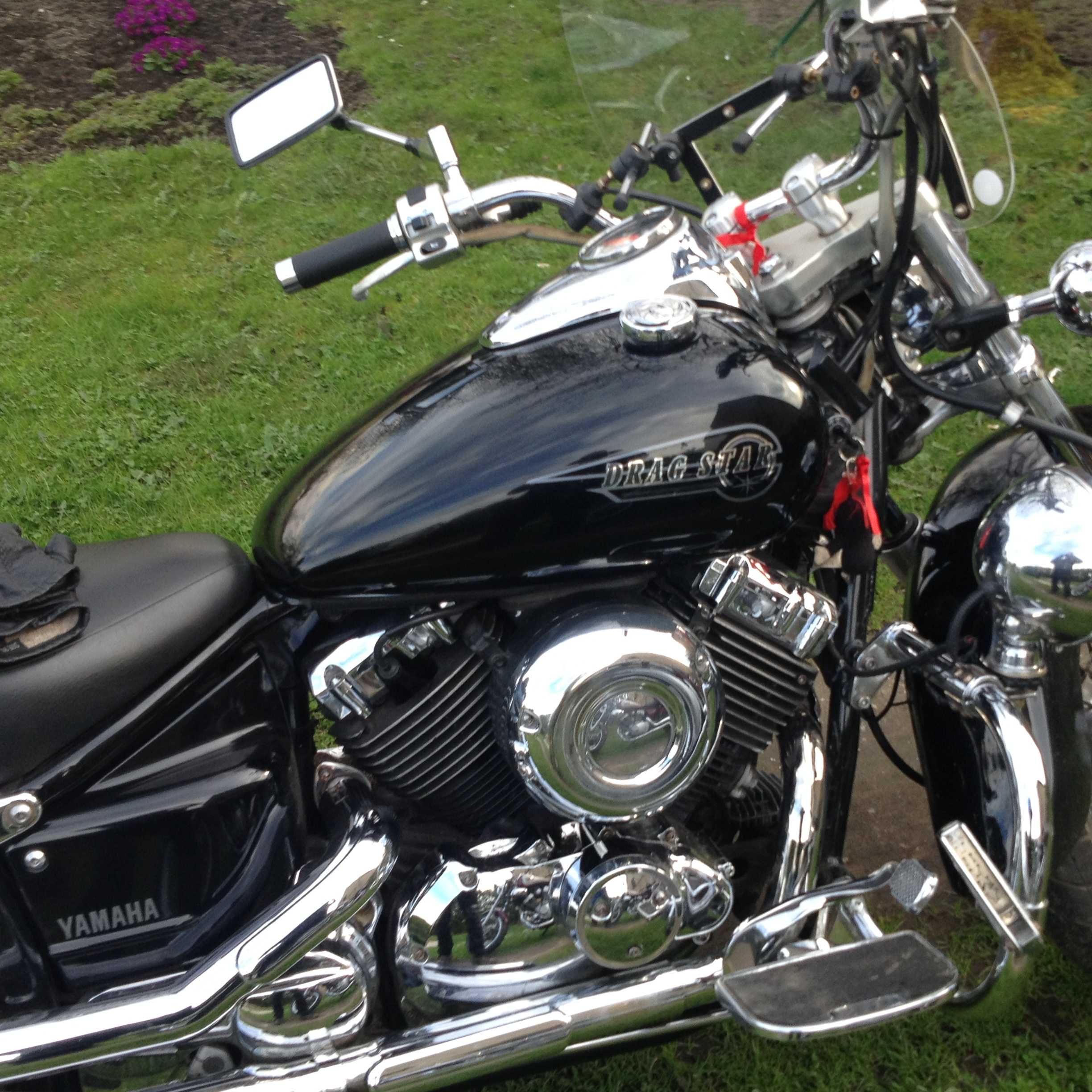 Yamaha XVS 650 Drag star