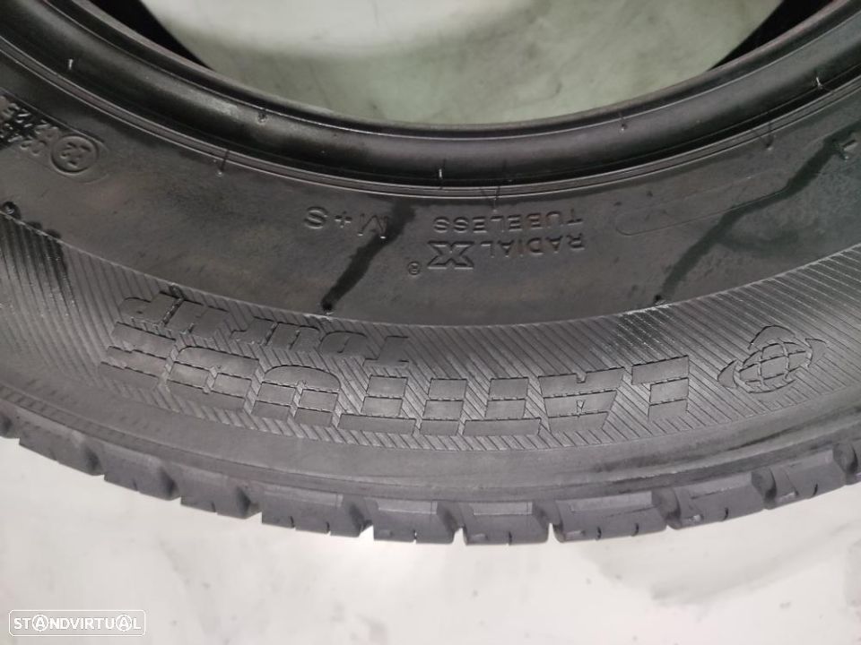 2 pneus semi novos 215-65r16 michelin - oferta dos portes