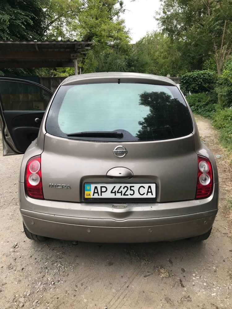 Nissan micra 2007 1.4газ/бензин автомат