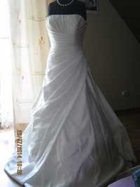 Suknia ślubna jedwabna