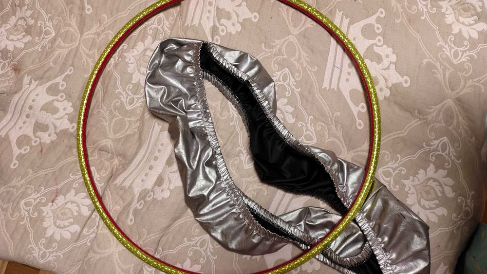 Костюм для художньої гімнастики 30/32р на 4 роки та обруч