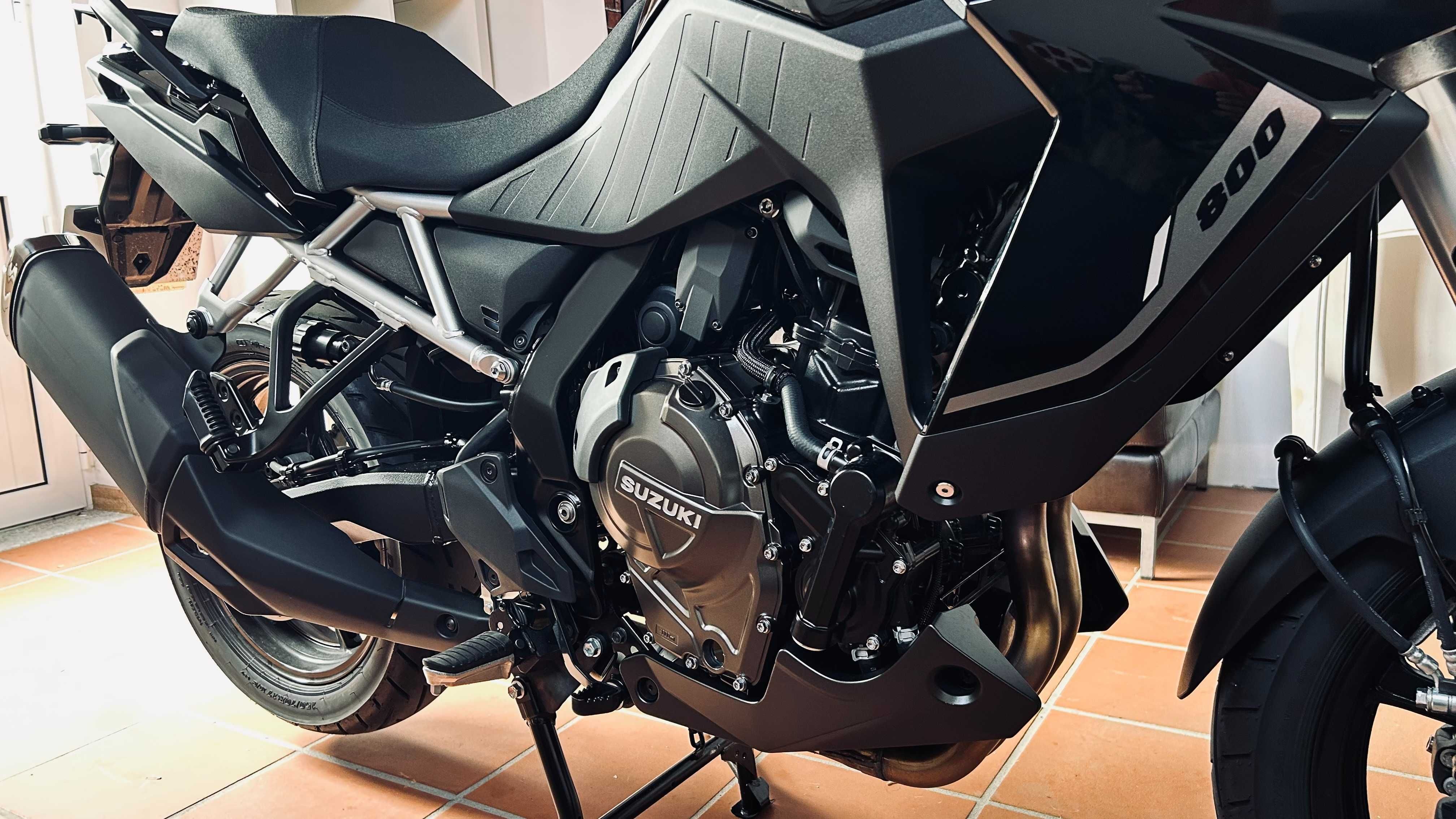 Suzuki V Strom 800