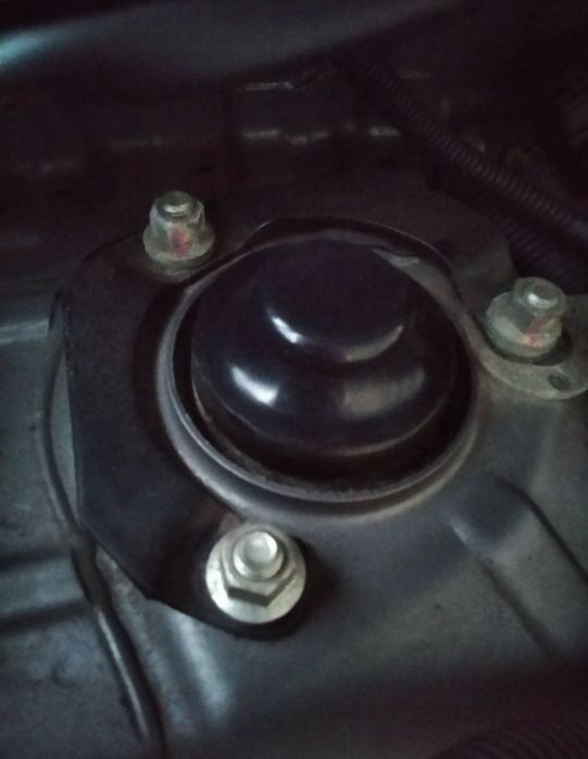 Заглушки опорних підшипників Mitsubishi Outlander 3, XL, Lancer X, ASX