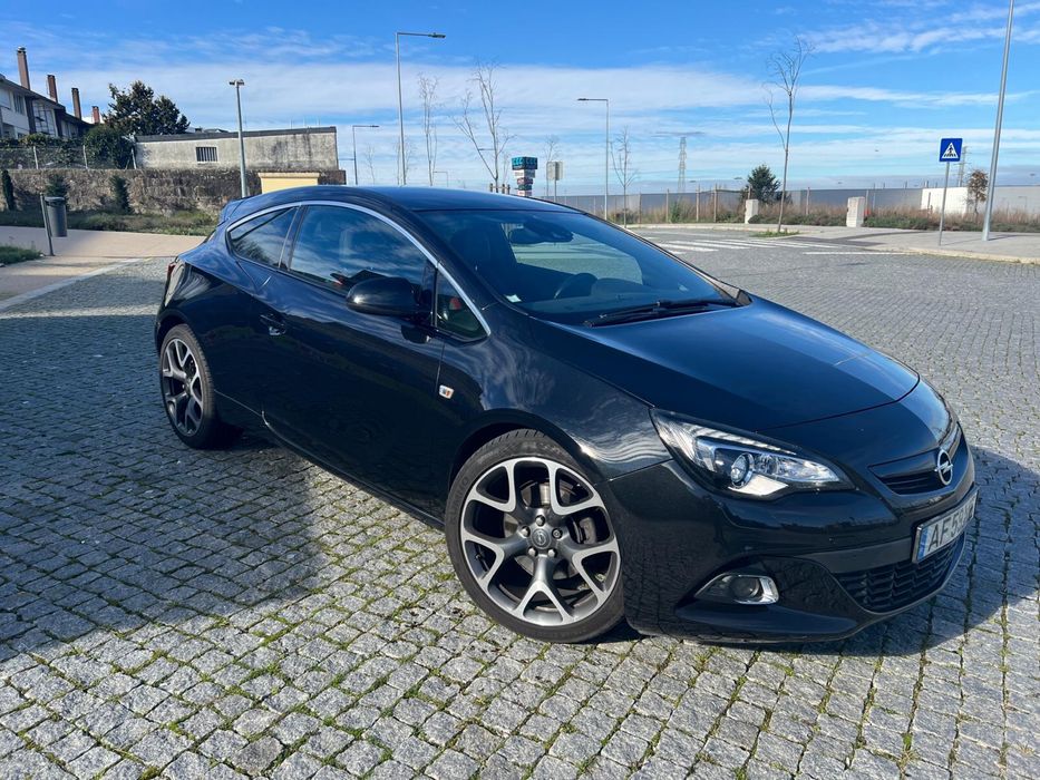 Opel Astra GTC 2.0 CDTI Biturbo