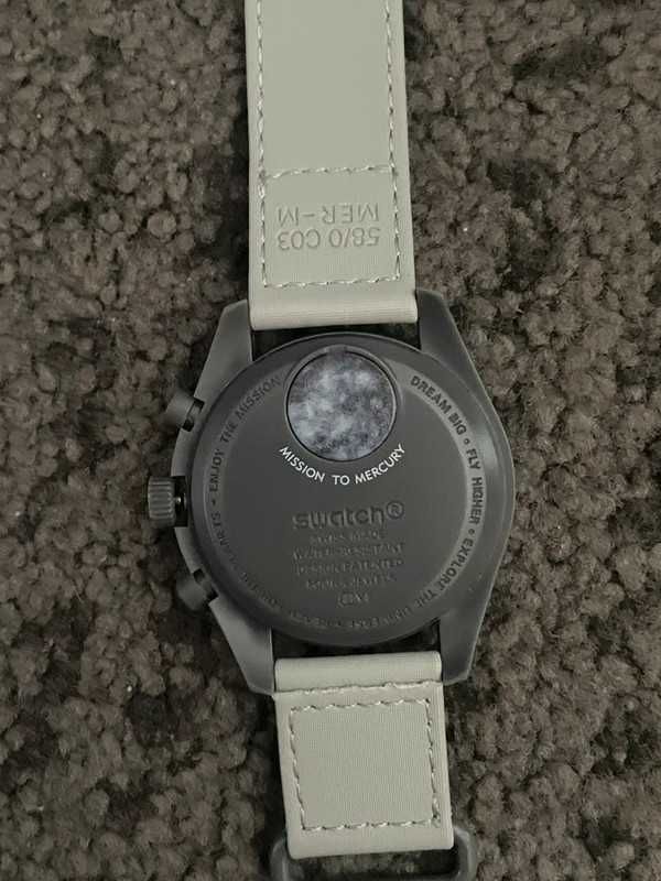 MoonSwatch SO33A100 - Omega x Swatch w Wersji Merkury