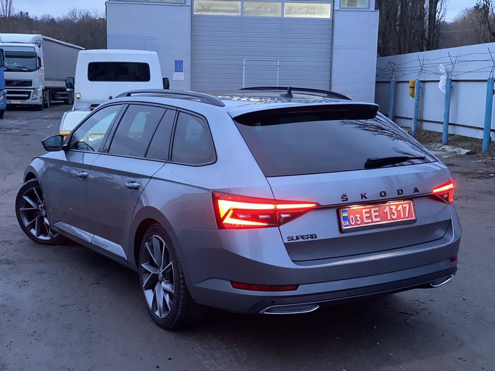 SKODA Superb sportlain