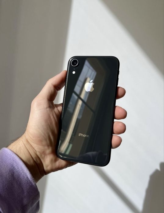 Обміняю свій Айфон хр на 64 гиг в ідіальном стані