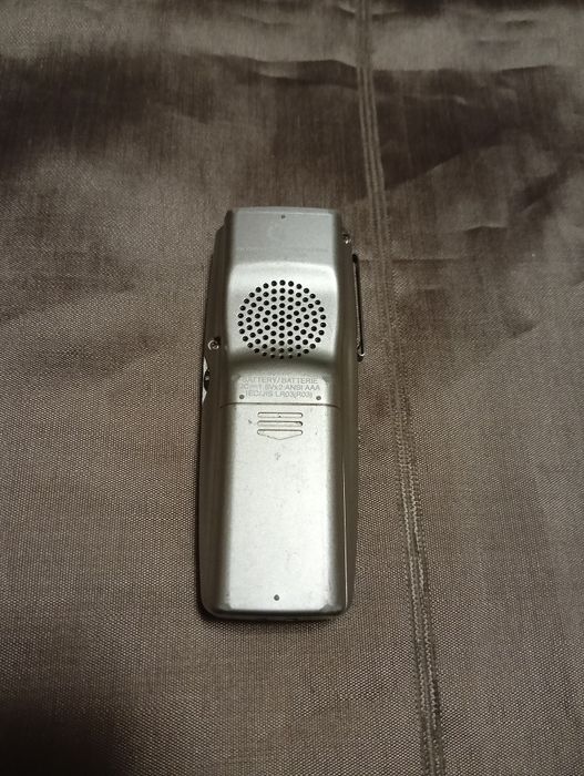 Диктофон Olympus VN-240