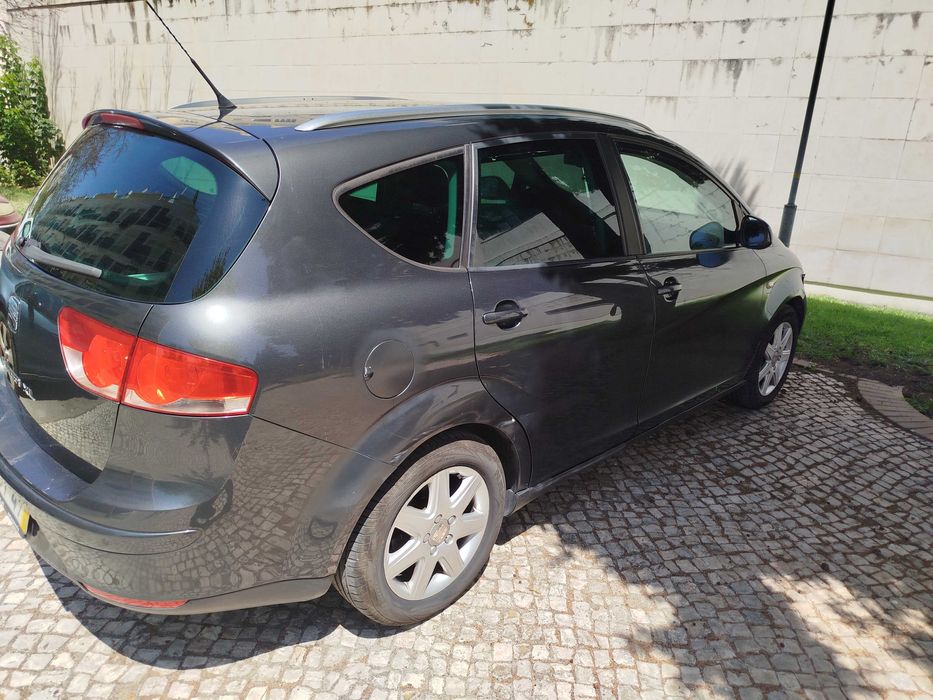 Seat Altea XL 1.4 TSI 2008 •  2799 €  • Turbo • Espaçoso • 149.000 km