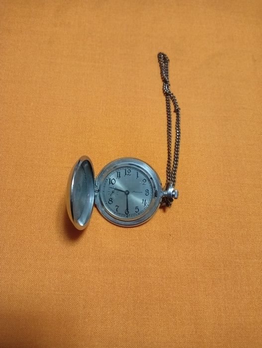 Часы карманные Молния СССР.