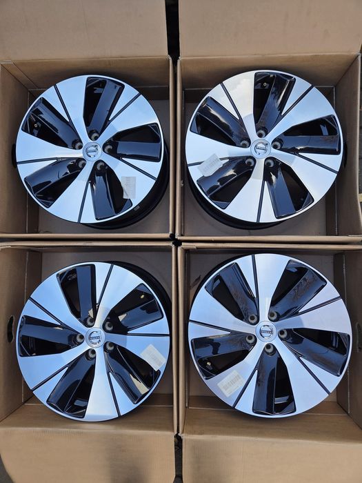 NOWE oryginalne felgi Volvo XC40 XC60 7.5 x 18"