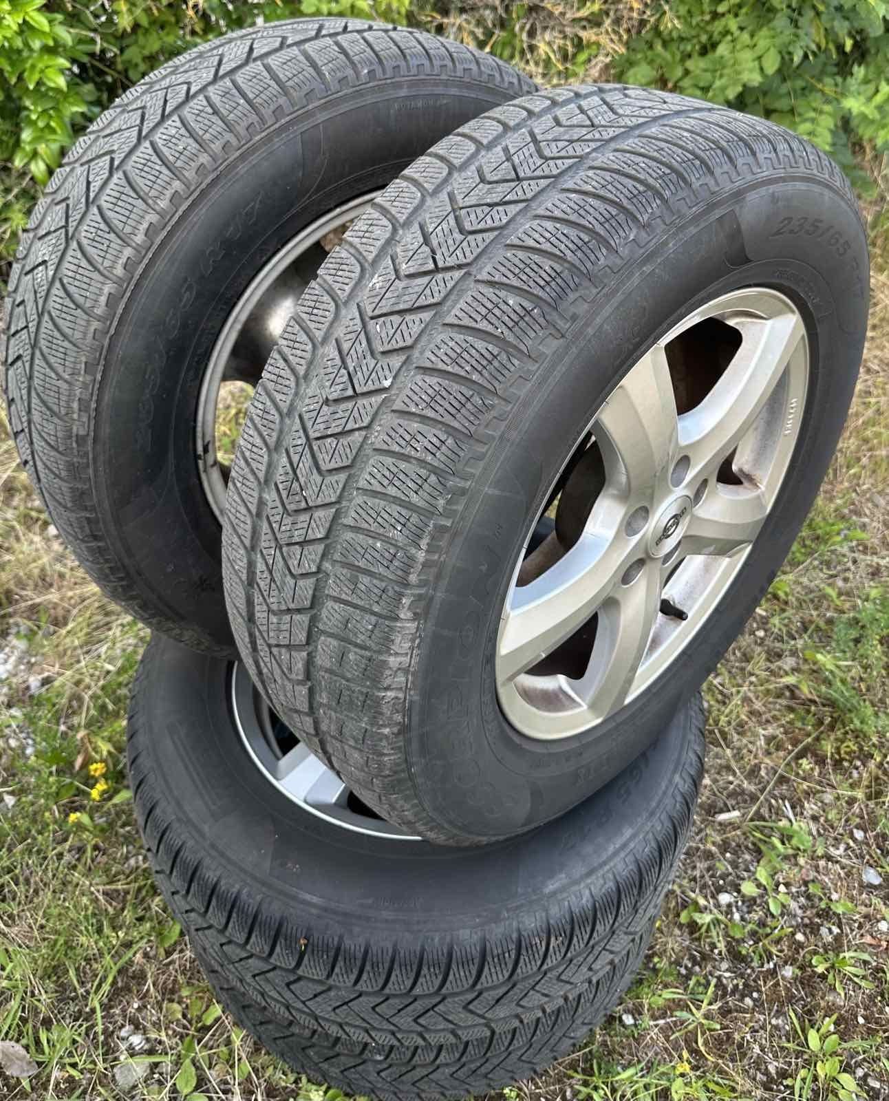 Шини з дисками R 17