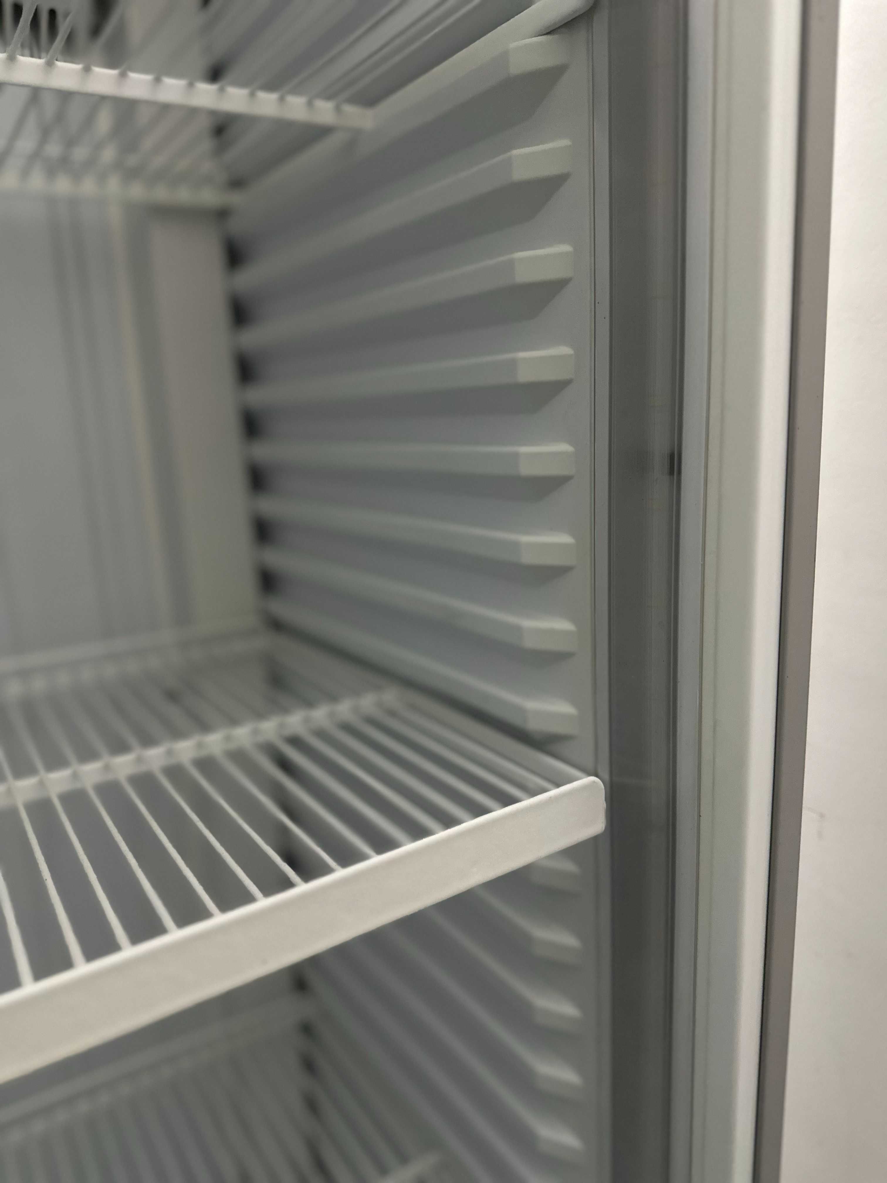 Lodówka na napoje Frigoglass - 340 l