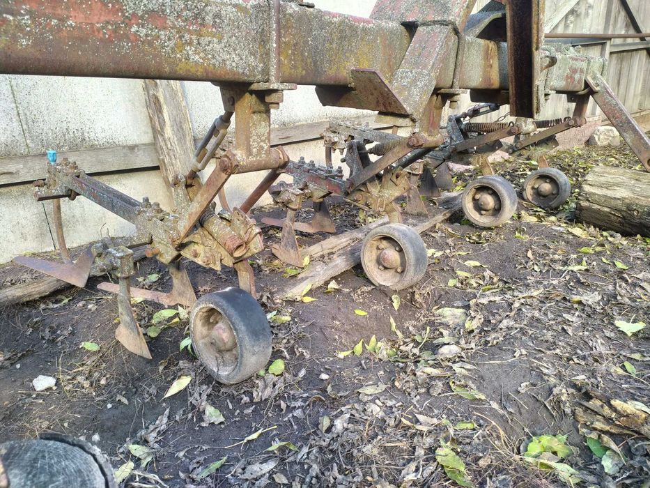 Міжрядний культиватор Крн 2.8